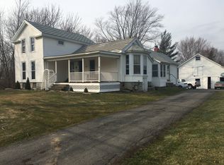 2485 Youngstown Lockport Rd, Ransomville, NY 14131