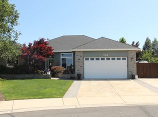 764 Jean Louise Cir, Central Pt, OR 97502
