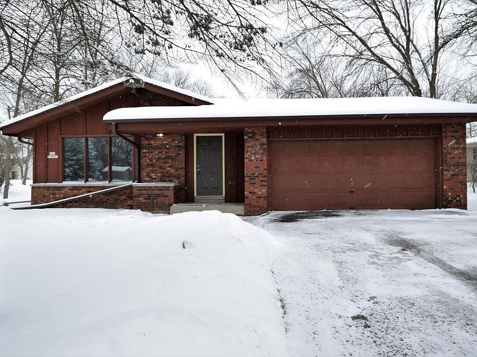1st image of S70W16987 Hedgewood Dr