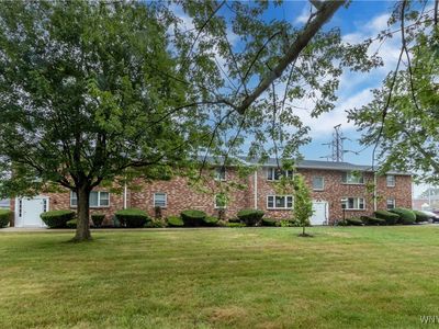 61 Old Lyme Dr APT 2, Amherst, NY, 14221