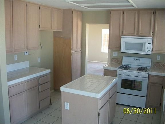 5th image of 12966 Grinnell Ct