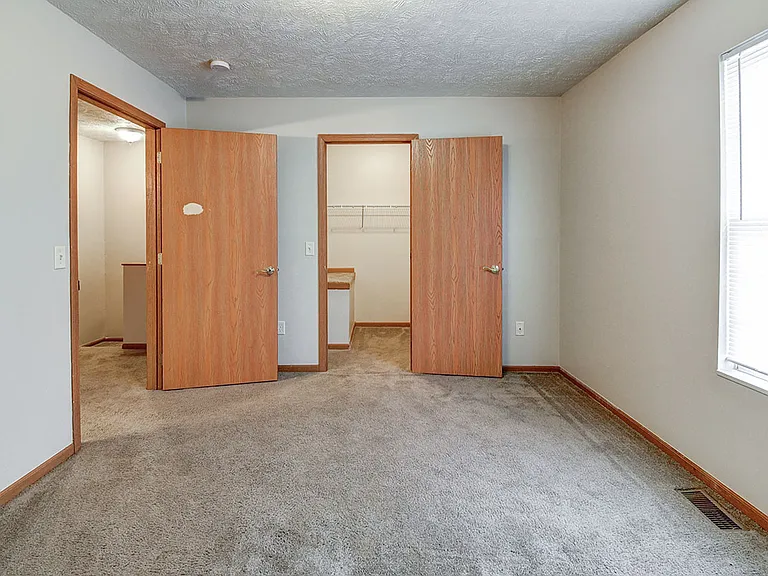 Floor plan 2 bedroom