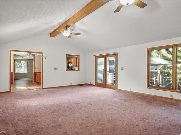 5th image of 395 Adamle Dr
