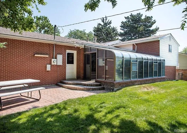 2759 S Depew St — Photo 15
