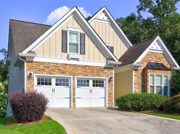 490 Grand Teton Cir, Fayetteville, GA 30215