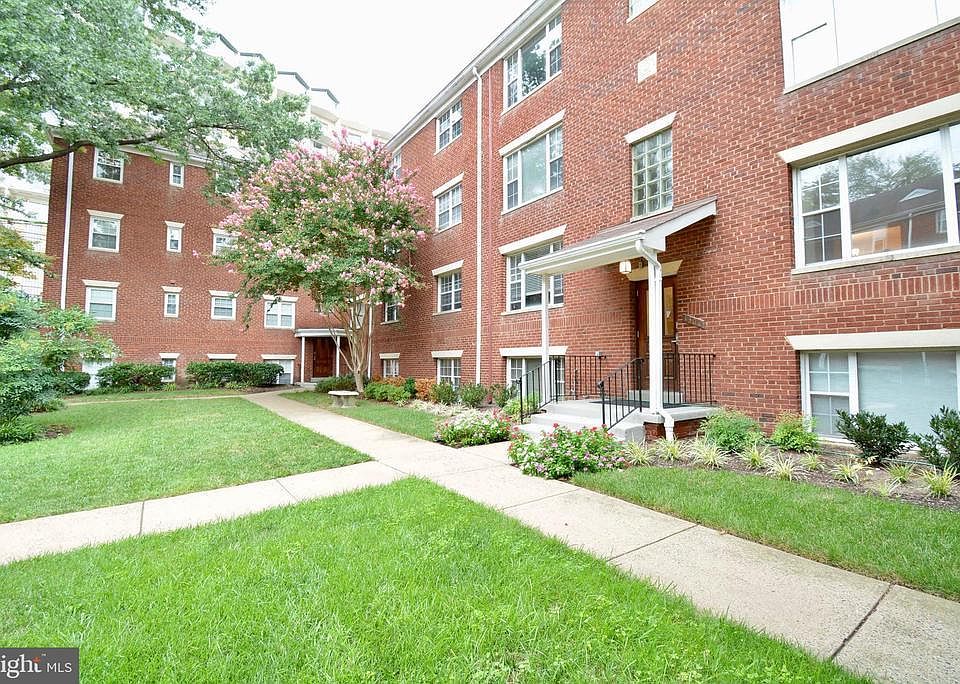 1st image of 1302 N Meade St APT 14