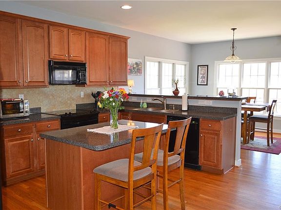3rd image of 14119 Agee Ln