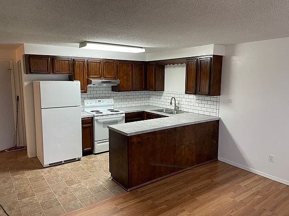 5th image of 1824 Poplar St #2804