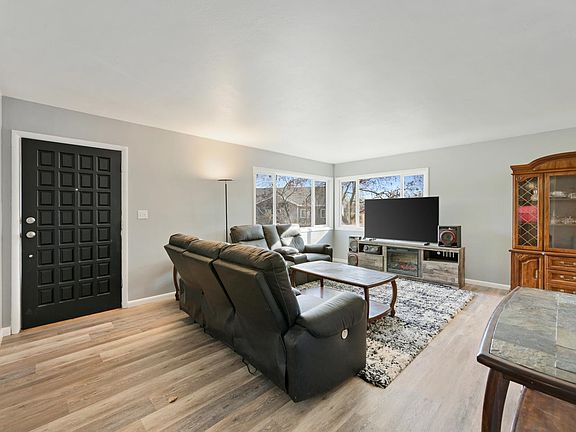 4th image of 2381 S San Miguel Dr