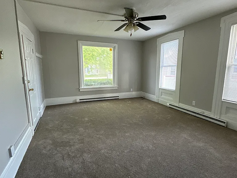 207 N State St #1 — Photo 2