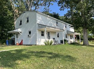 1145 Lake Rd #B, Spring Grove, PA 17362