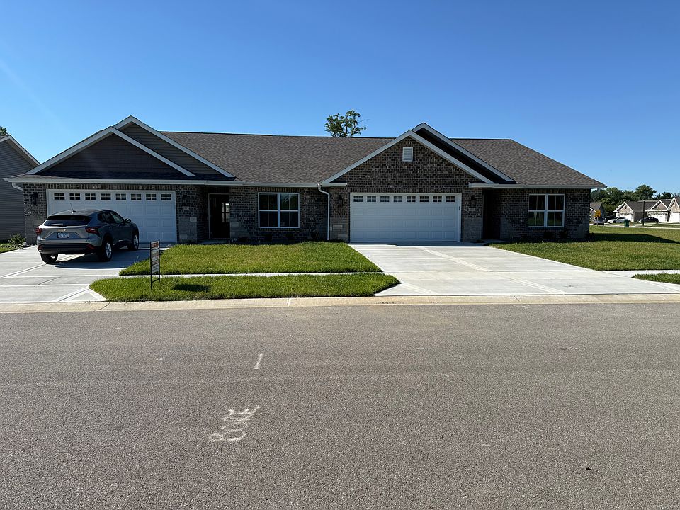 1st image of 103 Lakeside Dr #103