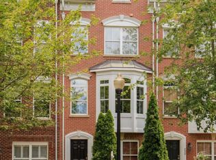 218 Cameron Station Blvd, Alexandria, VA 22304