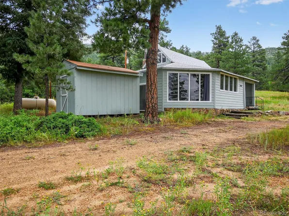 8689 Douglas Lane, Beulah, CO 81023