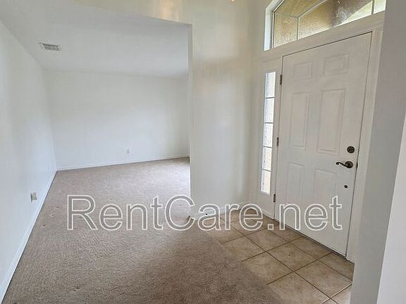 4th image of 608 Hatchwood Dr