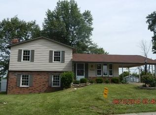 3121 Timm Dr, Saint Louis, MO 63125