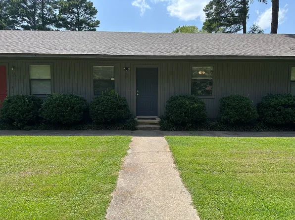 15005 Smalling Rd #B, North Little Rock, AR 72118