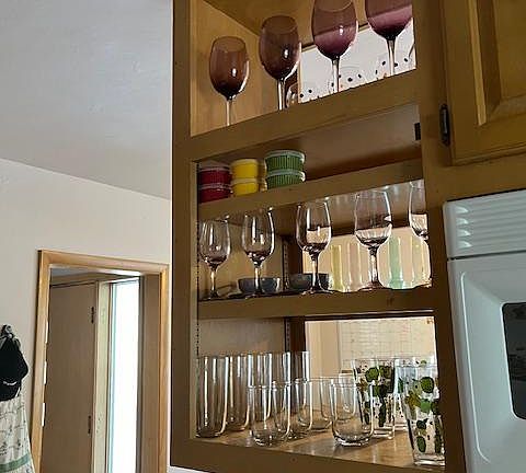 2nd image of 1707 Wilson St #1