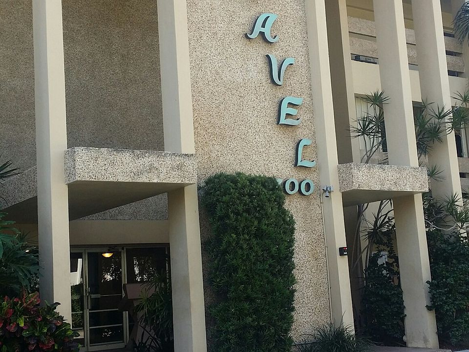 1st image of 1700 SE 15th St APT 106