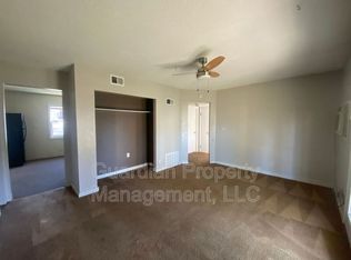 517 W 8th St, Maryville, MO 64468