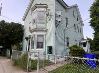 568 4th St, Fall River, MA 02721