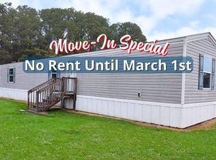 1110 Victoria St, Dillon, SC 29536