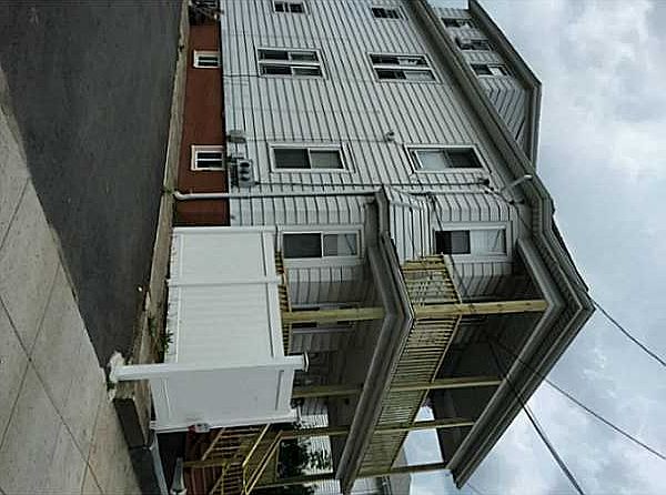 2nd image of 394 Academy Ave