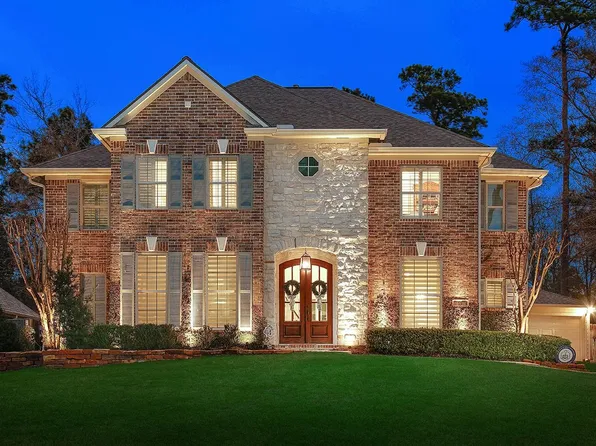 15 Millwright Place, The Woodlands, TX 77382