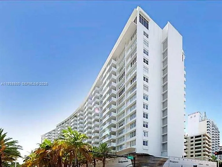 100 Lincoln Rd #314-B — Photo 39