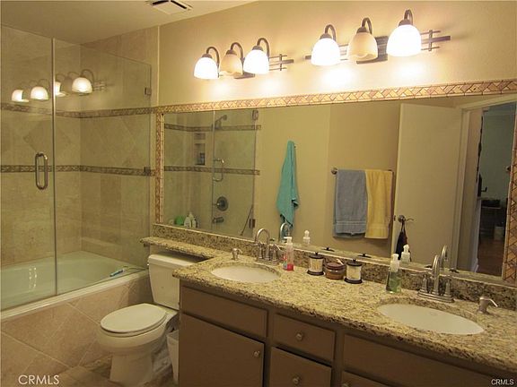4th image of 19431 Rue De Valore APT 39E