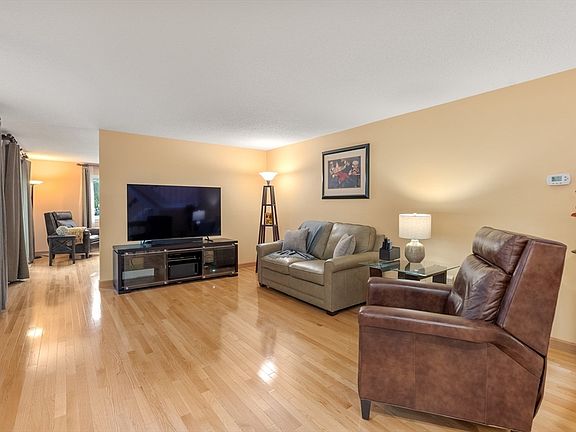 2nd image of 42 Spyglass Hill Dr #19A