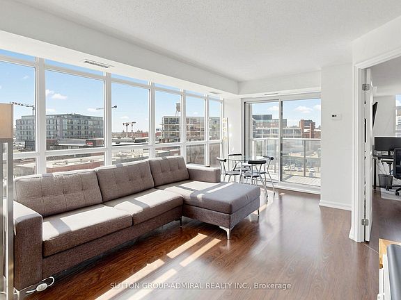 2nd image of 125 Western Battery Rd #710