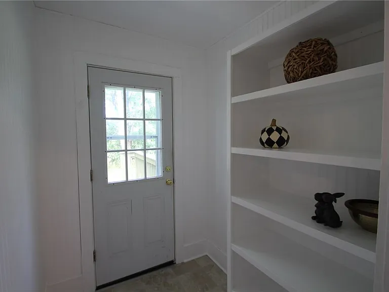 337 Mendon Rd — Photo 16