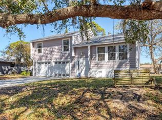 1172 Kenisco Rd, Venice, FL 34293