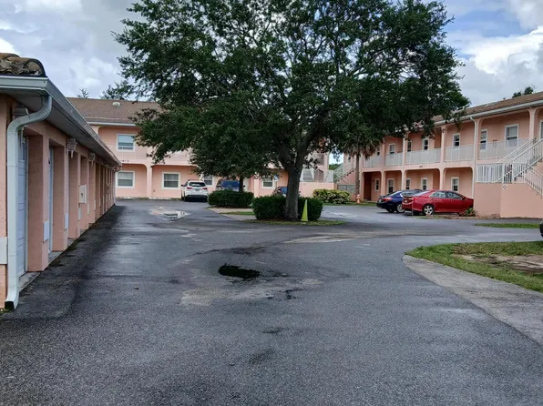 2097 Hidden Grove Ln #209, Merritt Island, FL 32953