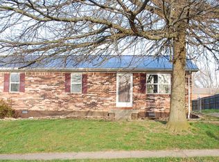 105 Honeysuckle Ct, Nicholasville, KY