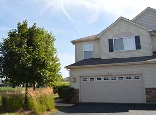 2146 Gallant Fox Cir, Montgomery, IL 60538