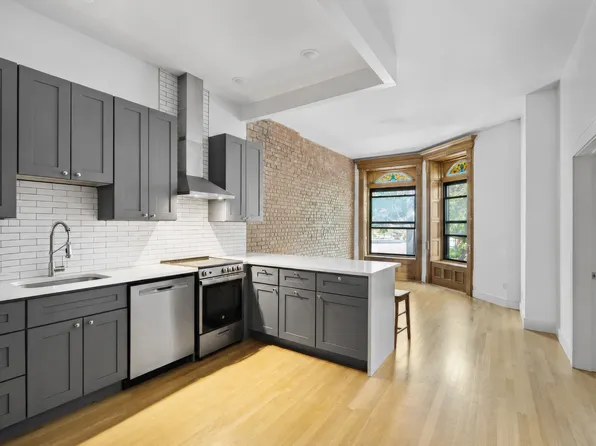 594 Mac Donough Street image 1 of 10