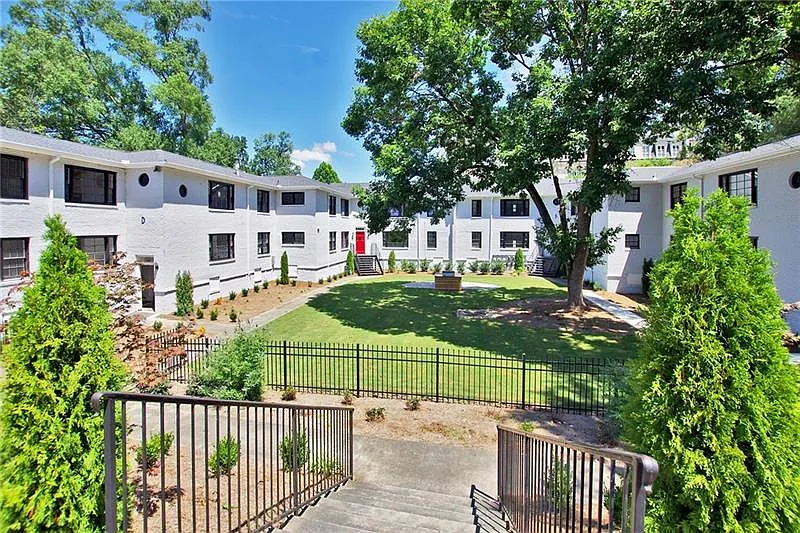 99 Peachtree Memorial Dr NW #C2