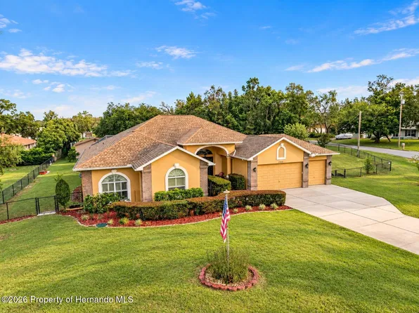 1486 Alameda Dr, Spring Hill, FL 34609