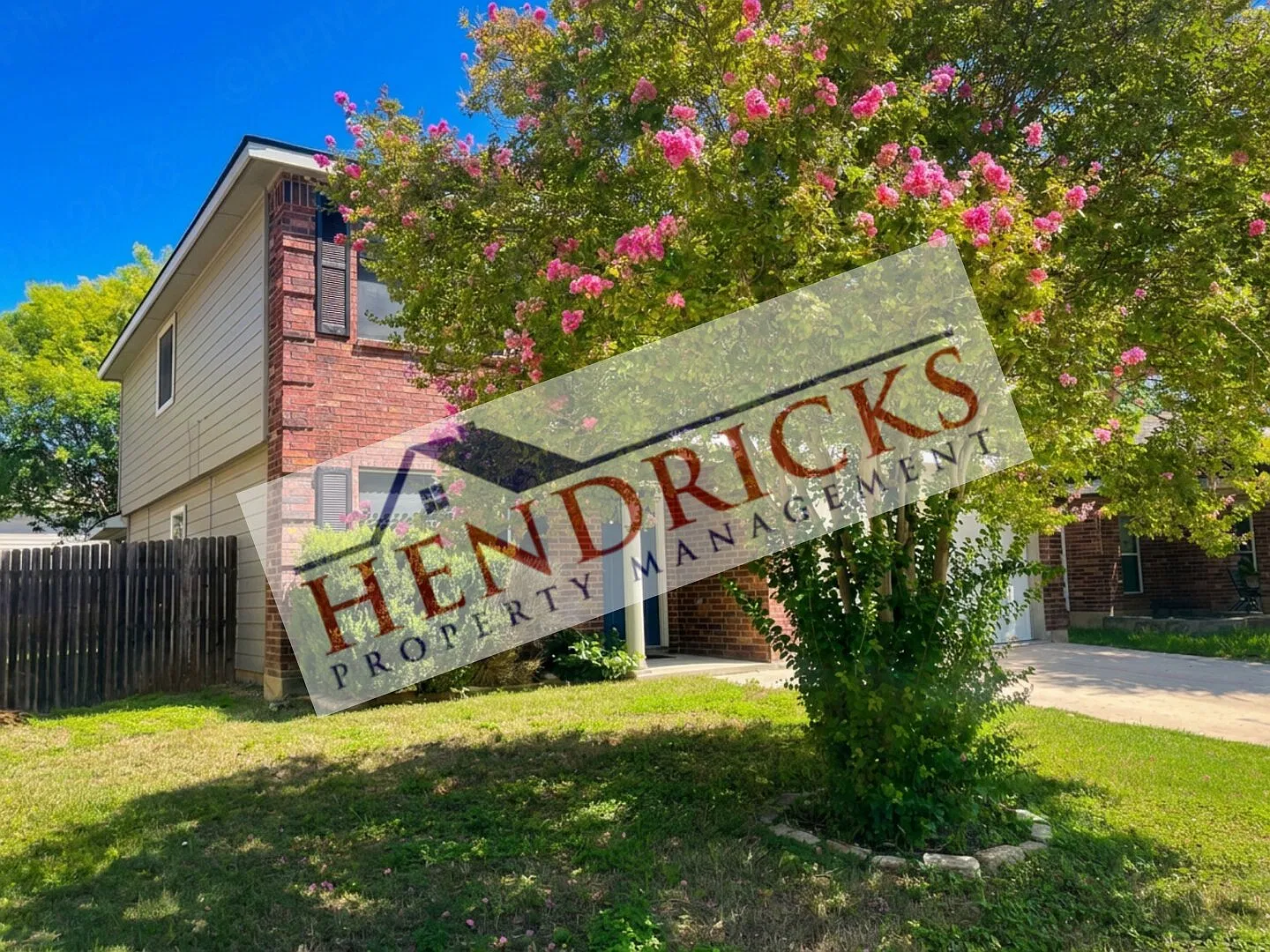 Move-In Special. off the first full month's rent with an 18-month lease. — Photo 4