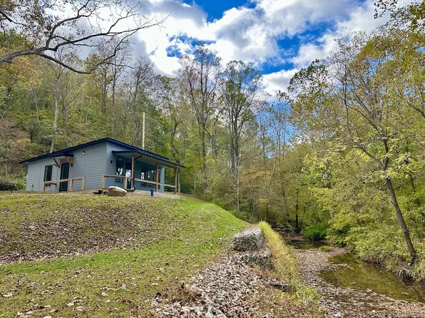 50 Sweet Grape Run Rd, Walton, WV 25286