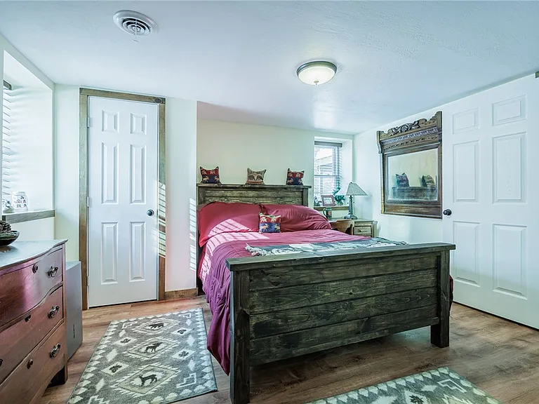 7497 Lake Ave — Photo 28