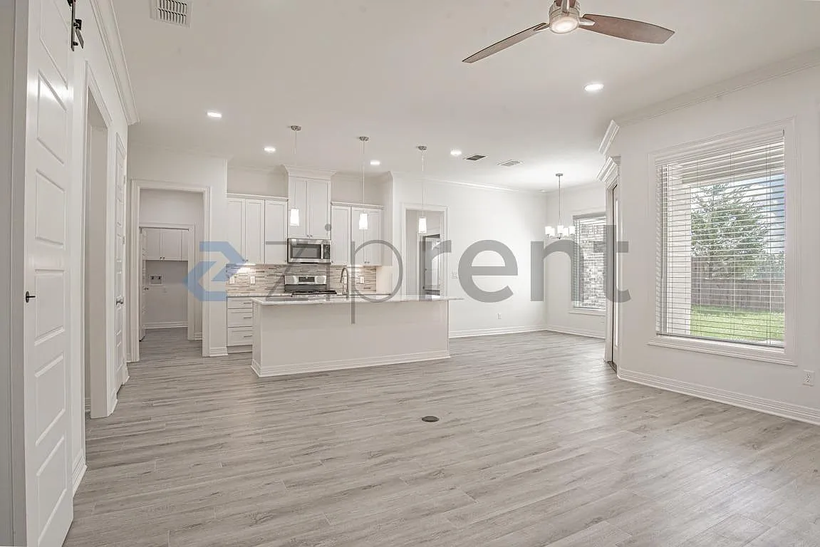 Forestdale Addn U-5 — Photo 4