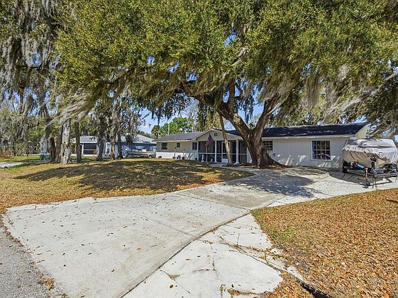 2nd image of 2329 Lime Tree Dr