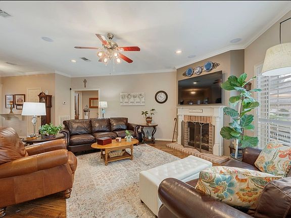 3rd image of 1400 Gun And Rod Rd