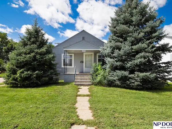 1805 N Platte Ave, Fremont, NE 68025