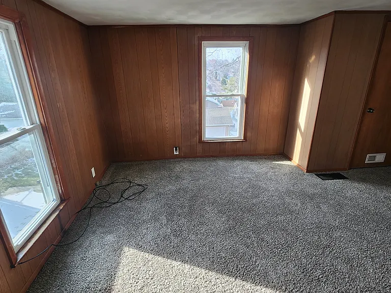 2259 Schroeder St — Photo 17