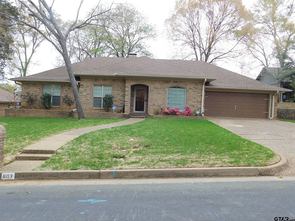 1st image of 807 Cedar Creek Dr