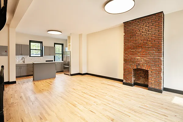 Rented by Compass | media 4